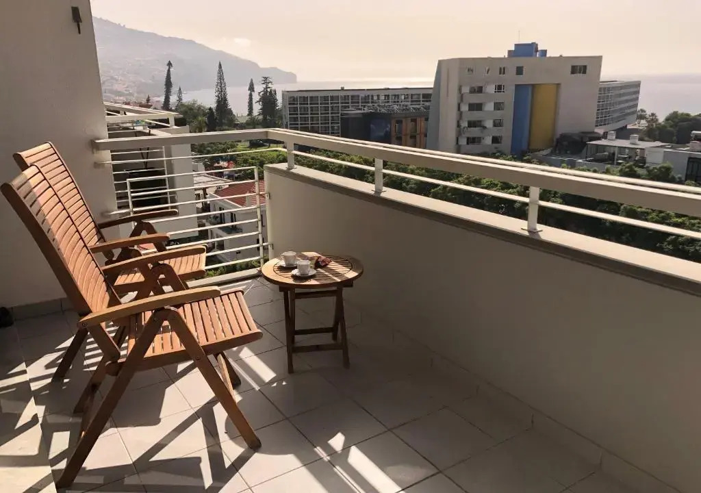 Dona I House - In Funchal with free parking