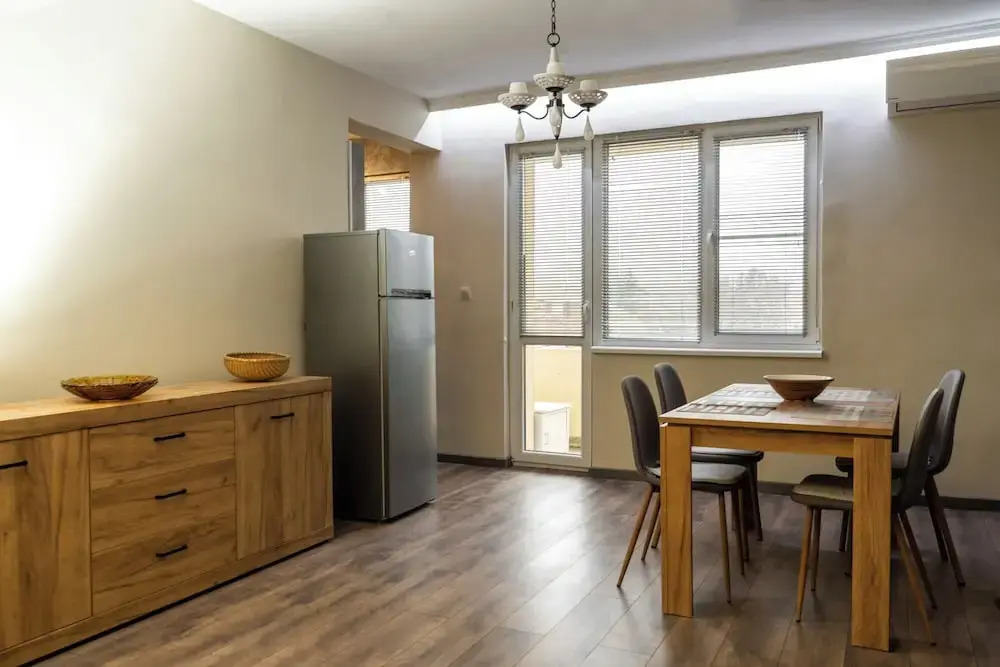 Apartment 8