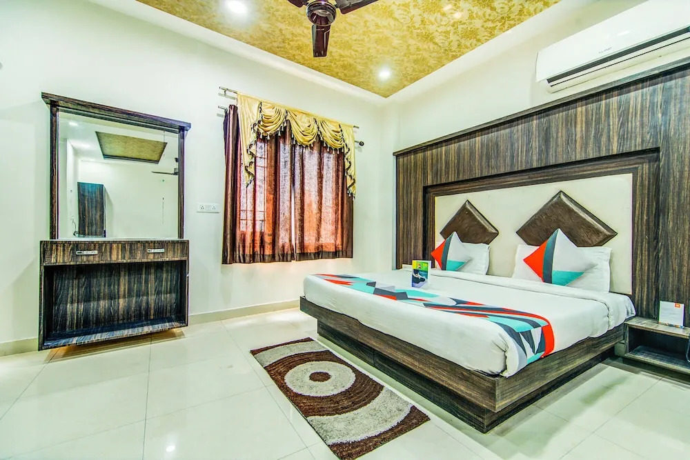 FabHotel KS