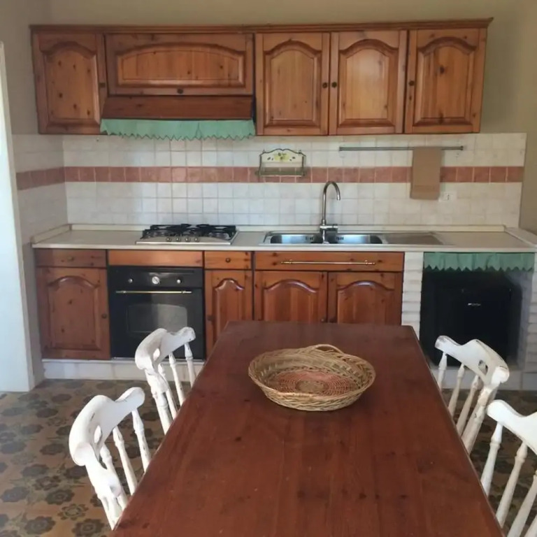 Apartment With one Bedroom in Gioia del Colle, With Furnished Garden and Wifi - Near the Beach