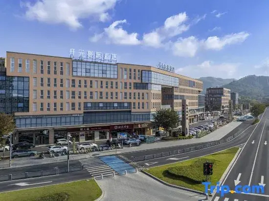Kaiyuan manju Hotel (Deqing Sports Center)