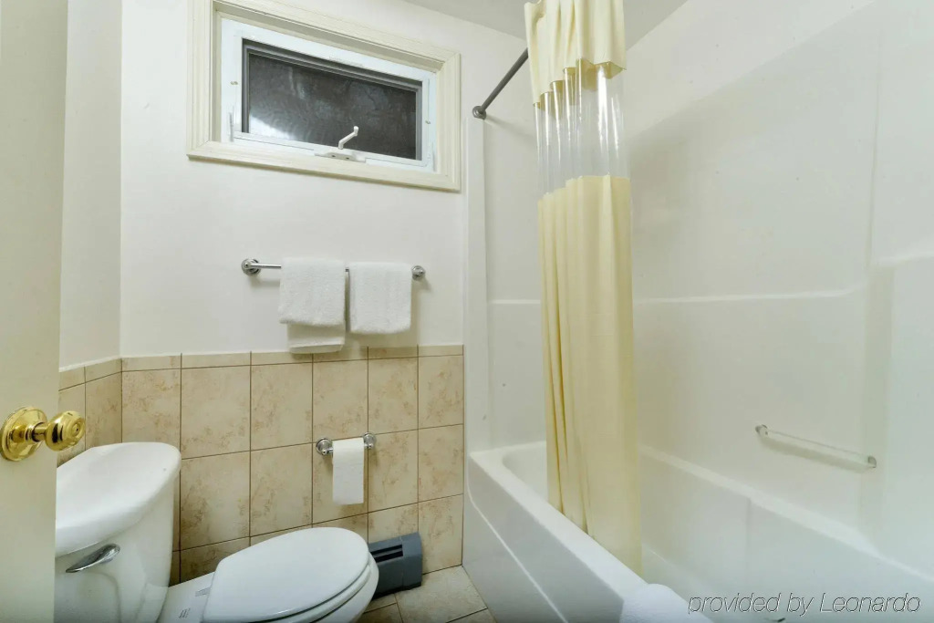 Americas Best Value Inn Providence-North Scituate