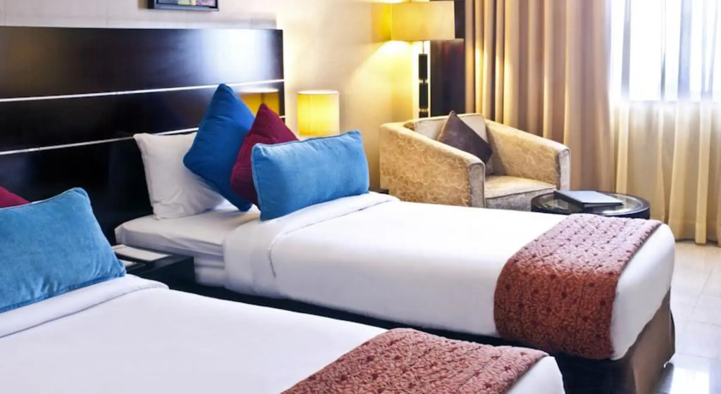 Landmark Riqqa Hotel