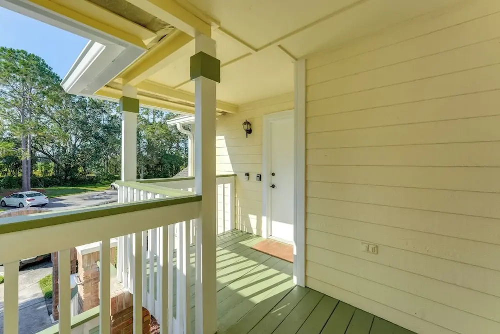 8 Mi to Disney: Resort-style Condo w/ Pool Access
