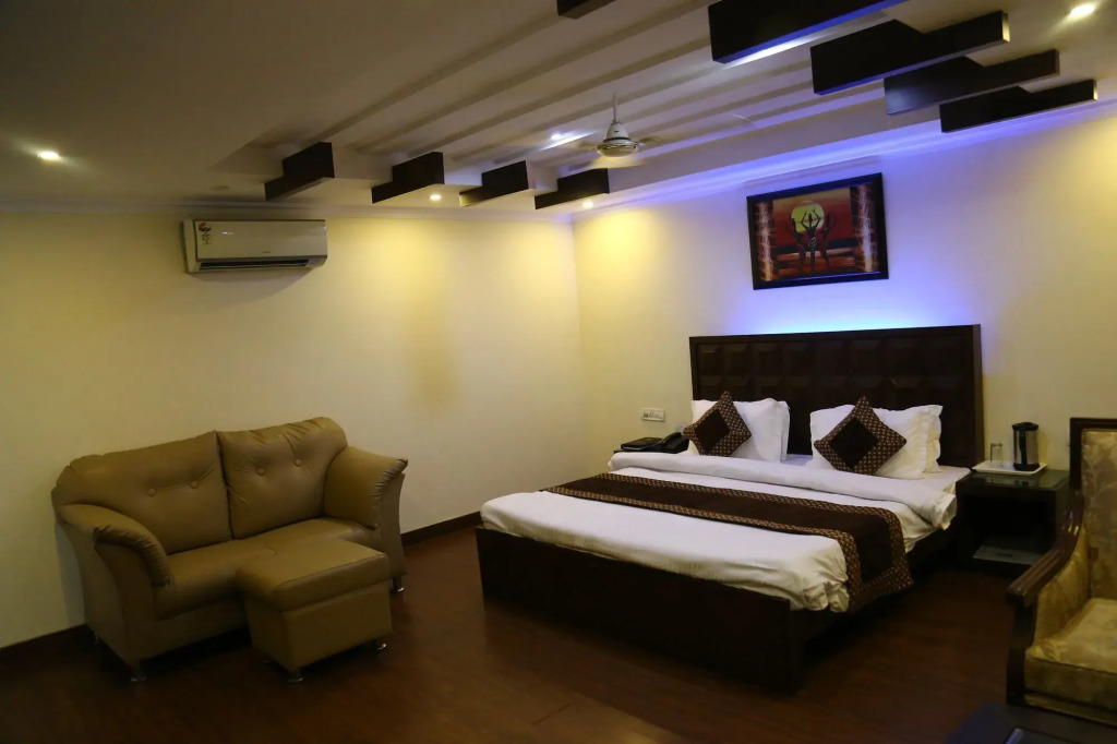 Kabul Hotel Medanta Hospital, Gurugram