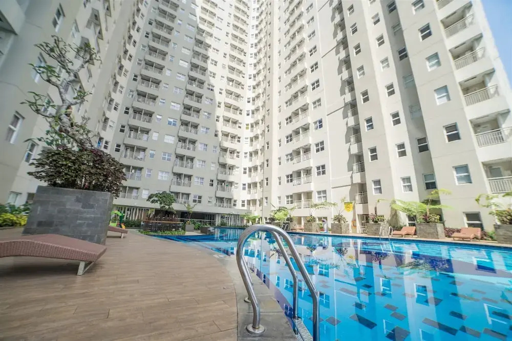 2Br Cozy Apartment At Parahyangan Residence