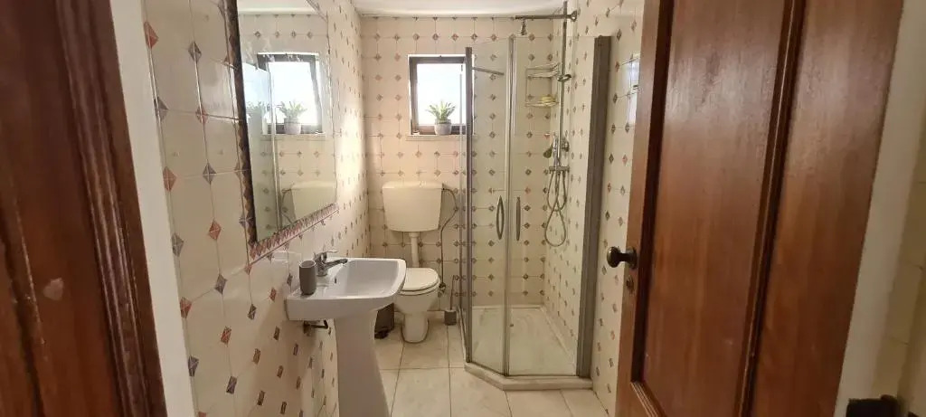 402 - Oura - 2 Bedroomed Apartment - Sea View