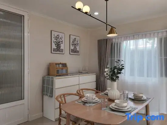 House at Donmuang