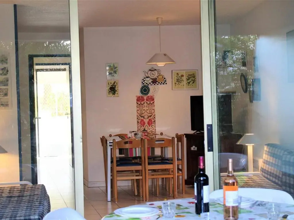 Appartement Villeneuve-Loubet, 3 pièces, 6 personnes - FR-1-252A-73