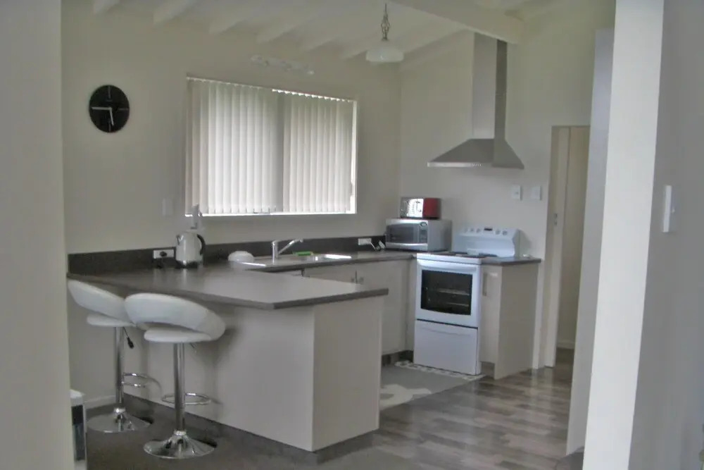 Ascot Holiday Home
