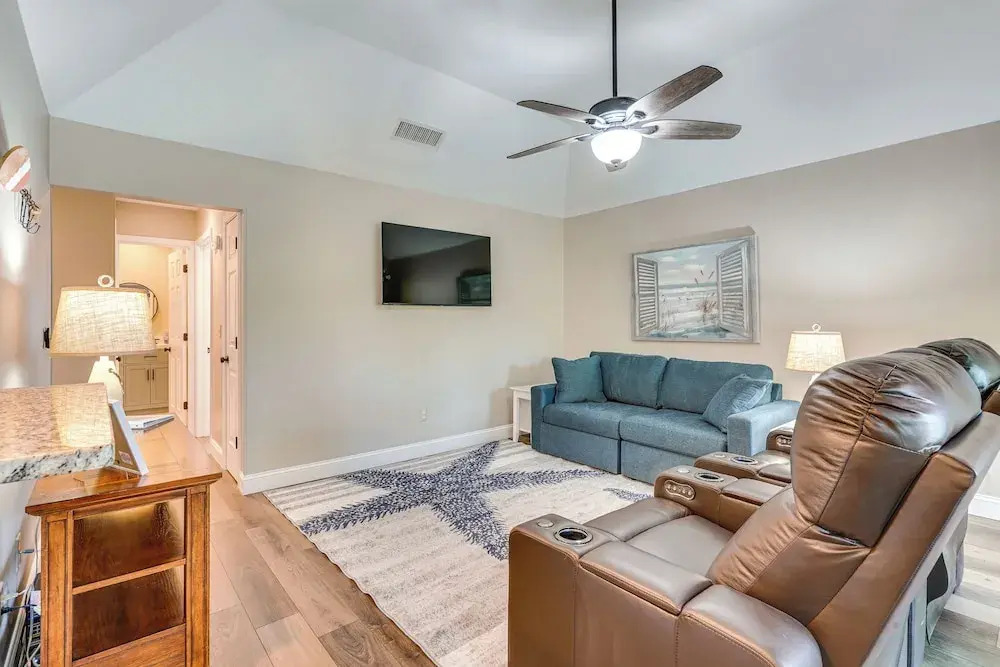 Blissful Kiawah Island Escape: Walk to the Beach!