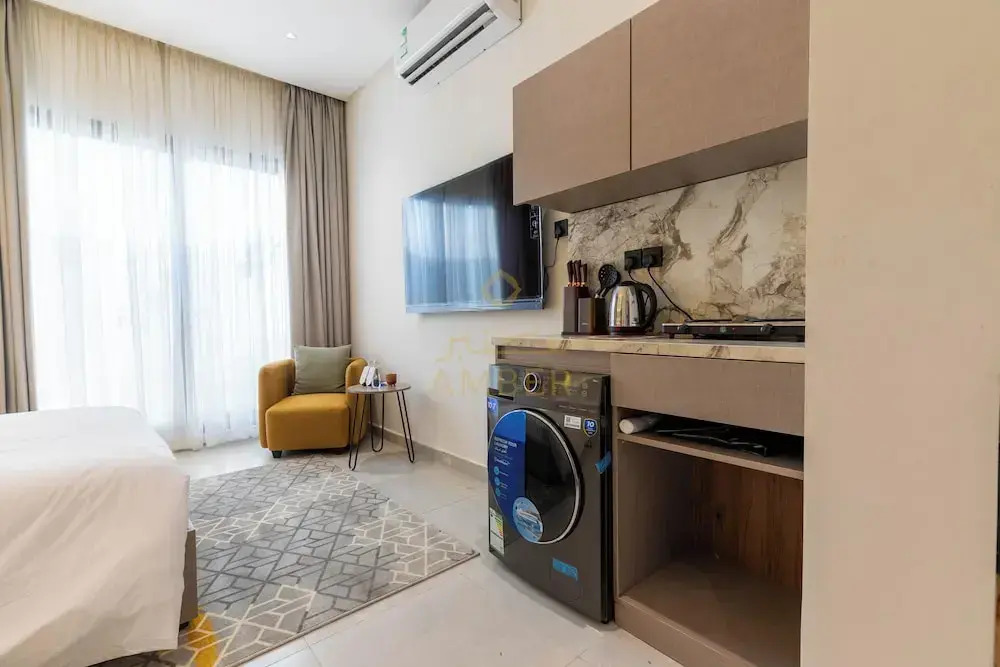 Amber Hospitality - Al Rawdha