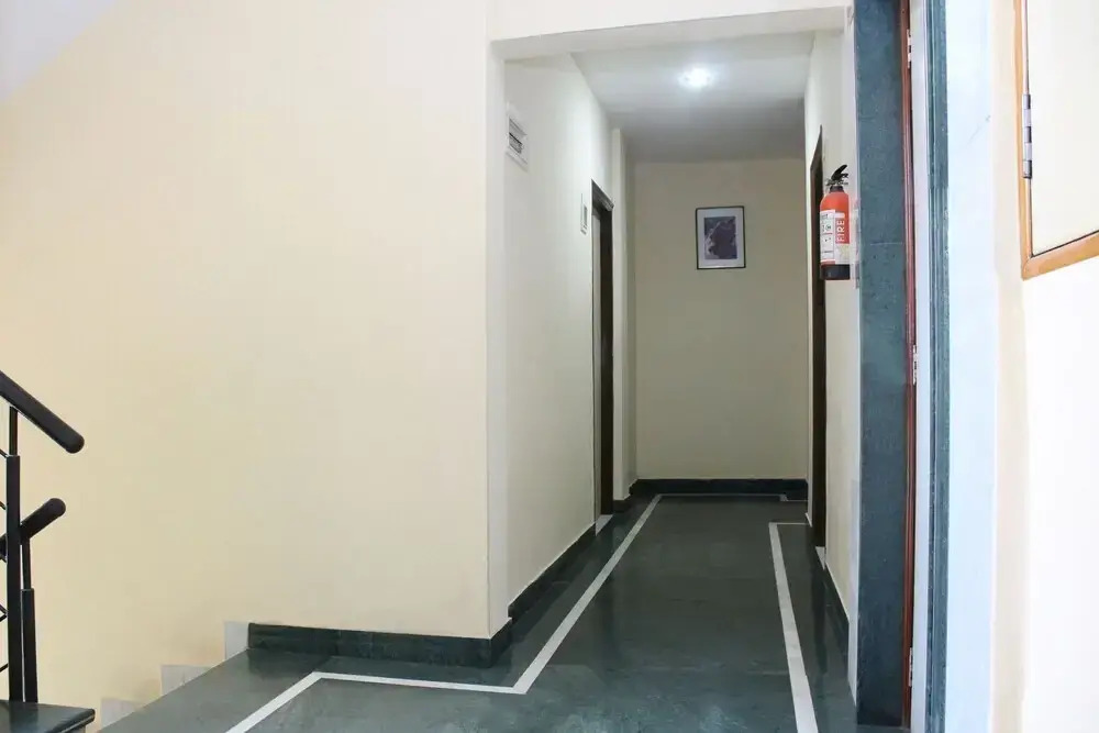 OYO 4606 Hotel Maple Green Suites