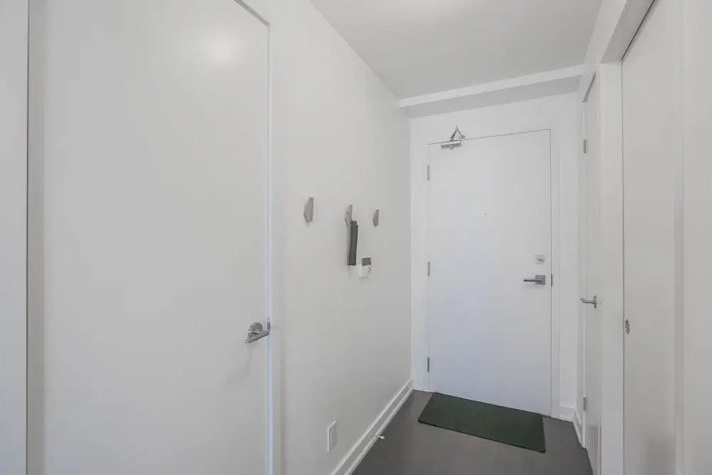 Noel Suites - York and Bremner