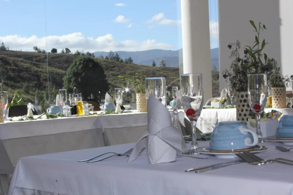 Hotel Alma