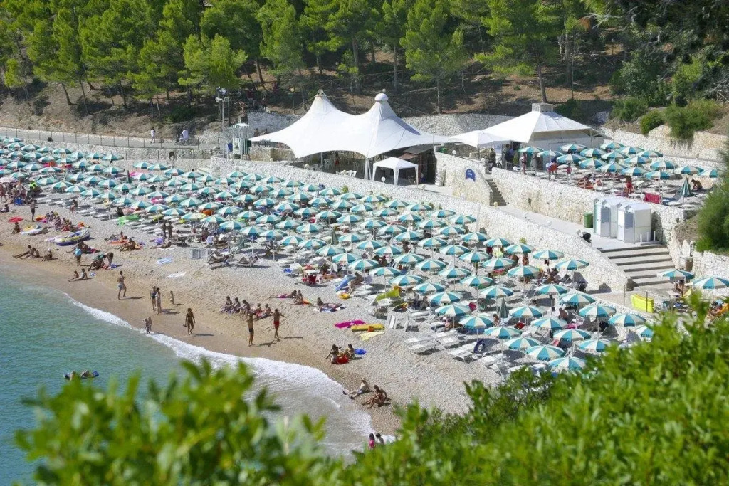 Pugnochiuso Resort