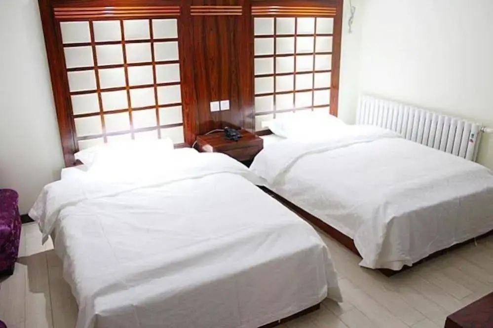 Yijia Express Hotel