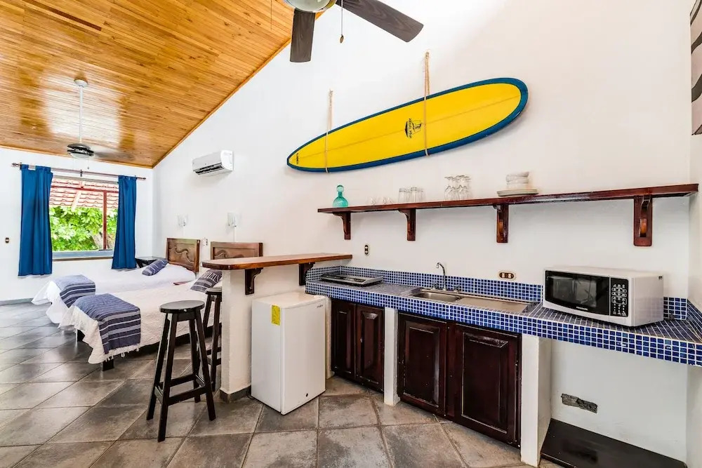 Witch's Rock Surf Camp Beachfront HOTEL