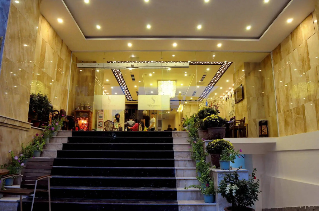 Begonia Nha Trang Hotel