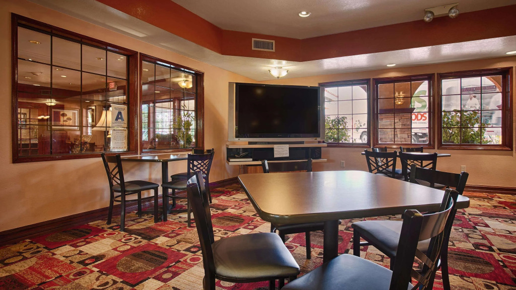 Best Western Moreno Hotel & Suites
