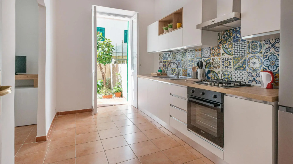Juriol in Alghero with 1 bedrooms and 1 bathrooms