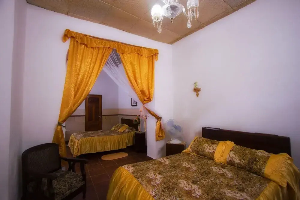 Casa Colonial Betty Saavedra