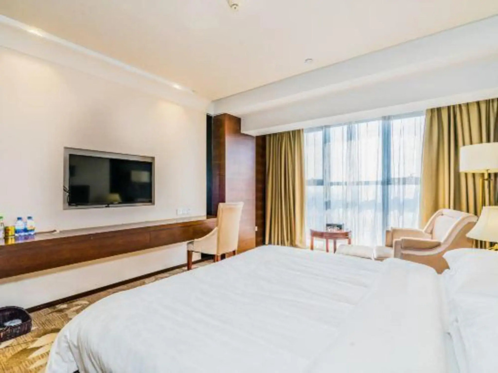 Royal Garden Hotel