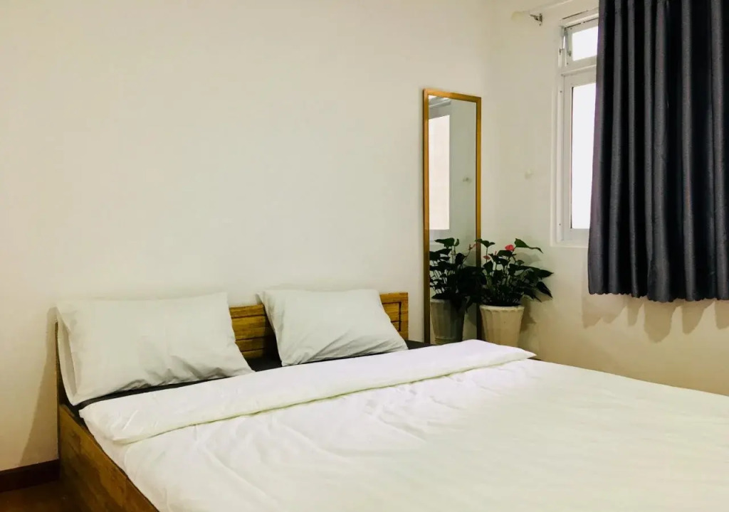 Len’s hostel