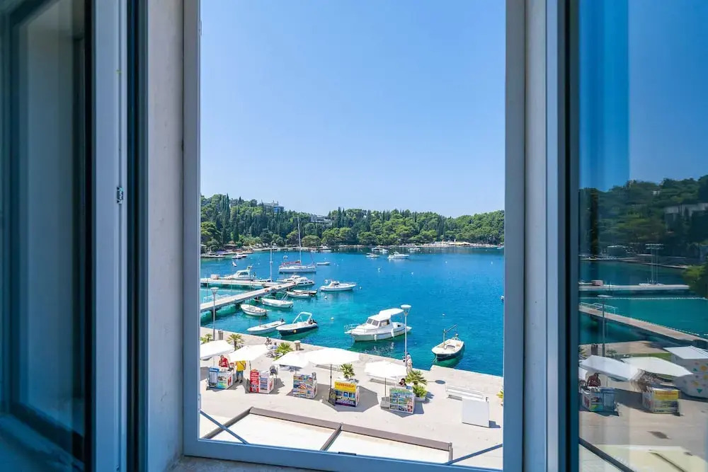 Apartments Villa Royale