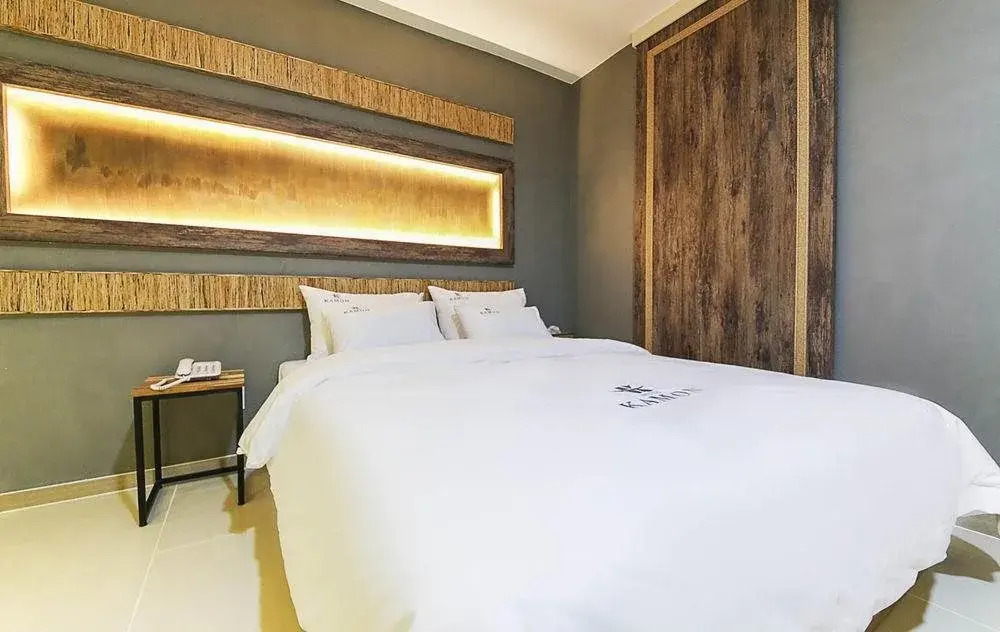 Seocheon Hotel Kamon