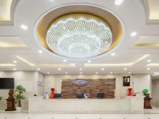 Aksu Nguyen Hotel