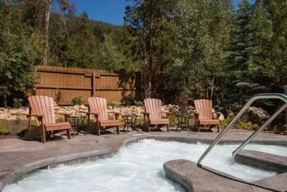 4 Bedroom Townhome In East Keystone Along Shuttle Route To River Run Village