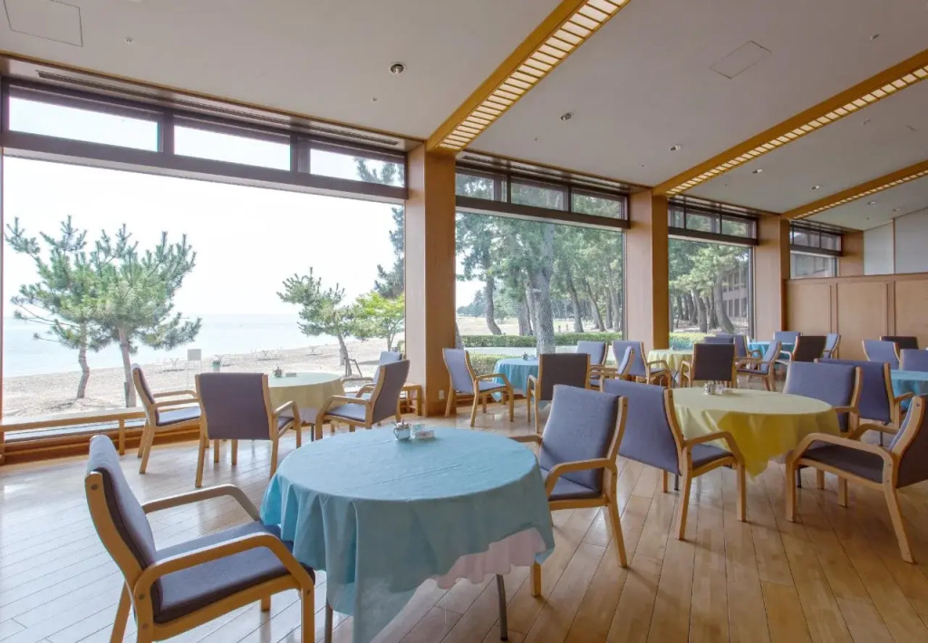 Grand Park Hotel Okubiwako Makino