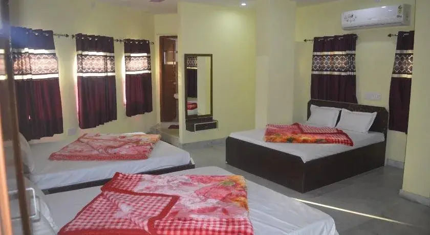 Hotel Gokul Palace