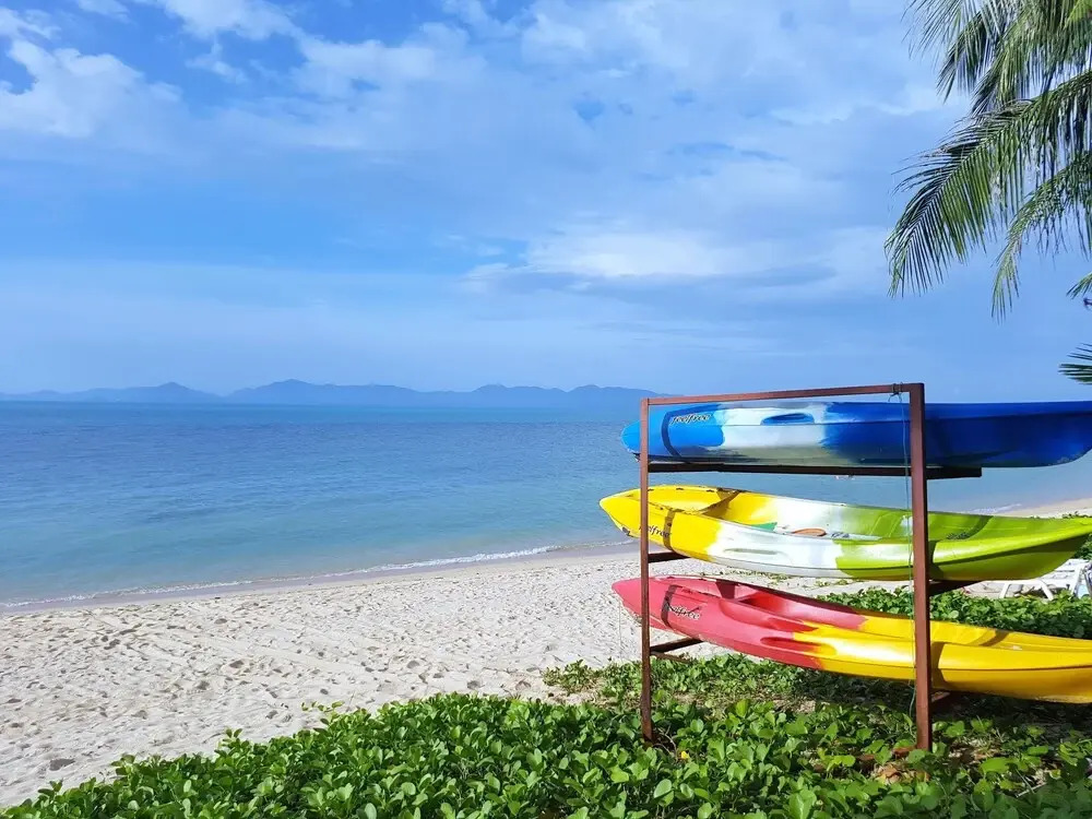 Beachfront Resort 2-bedroom Villa Palm Only 40 Meters to Beach