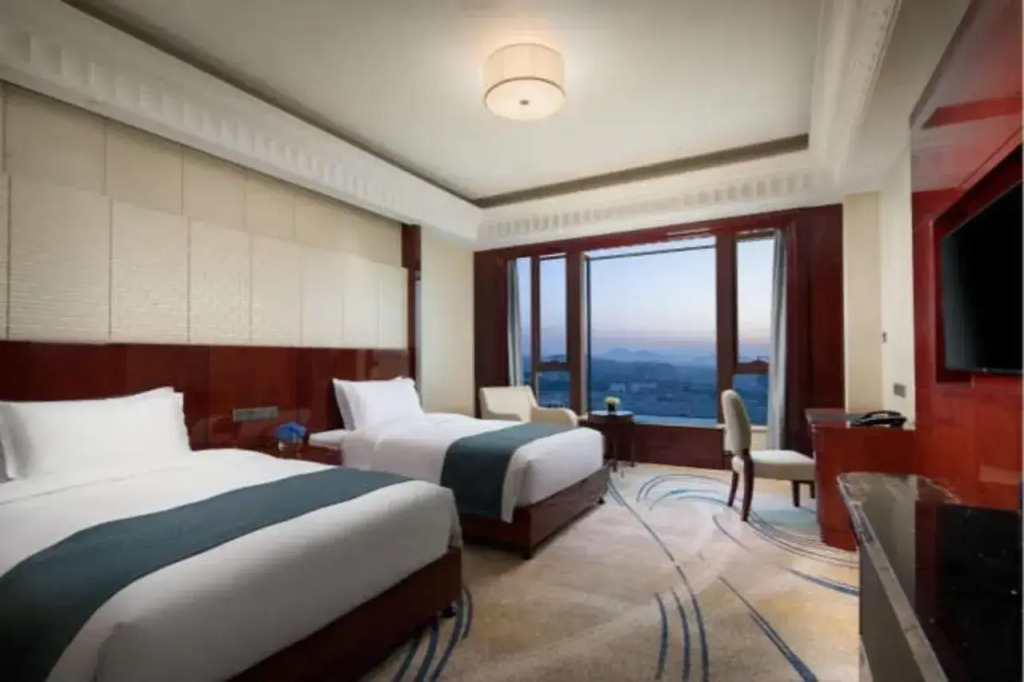 Wyndham Zhuji West