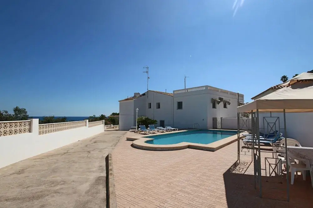 Low Price 4 Bedroom Villa With Nice View Over The Sea, Private Pool, Wifi, BBQ