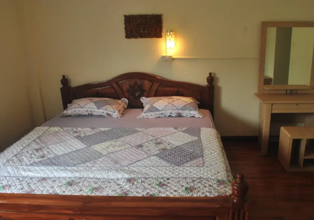 Lemongrass Guesthouse and Cafe
