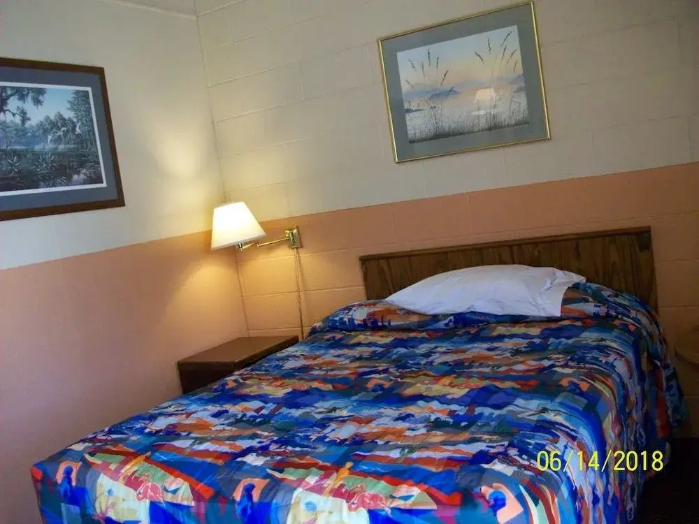 Gibson City Inn