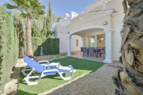 Bungalow Rosa - PlusHolidays