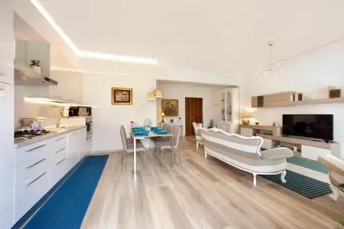 Sweet Home Santa Lucia