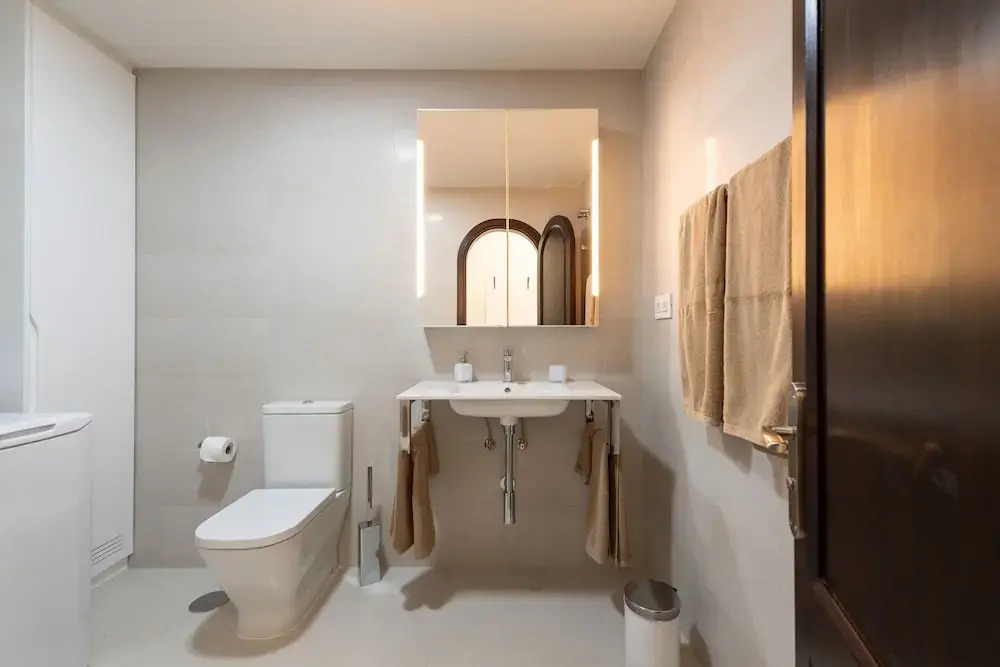 Cute apartment next to beach. P27 Swimming pool