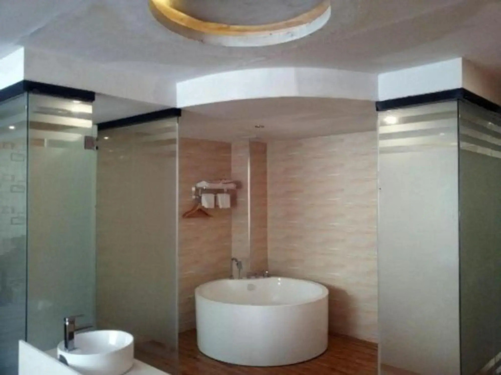Laibin 555 City Boutique Hotel