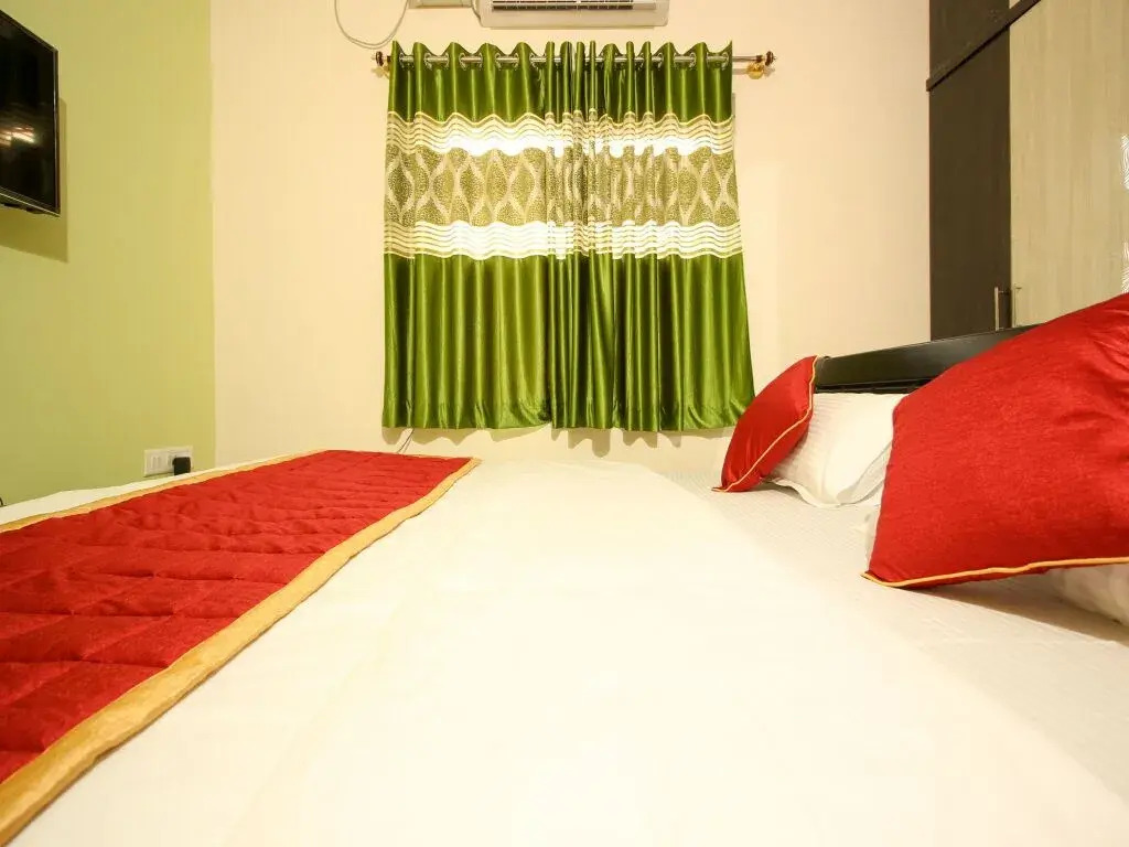 UY Palace By OYO Rooms