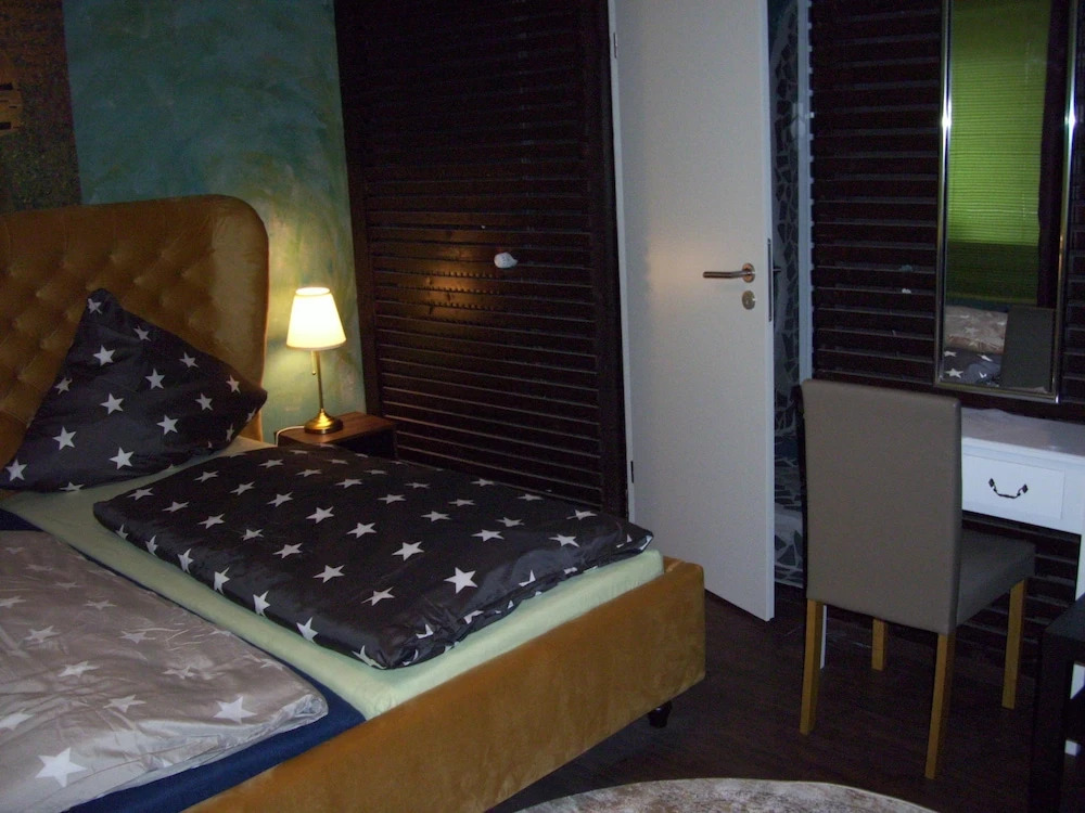 fritzis arte rooms