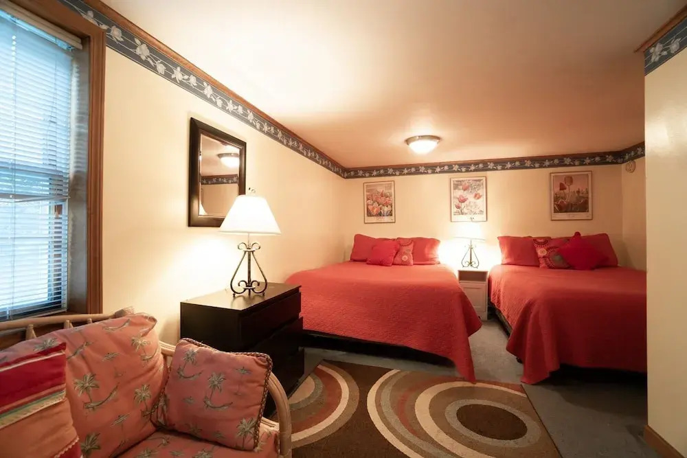 Harris Hideaway 5 Bedroom Home