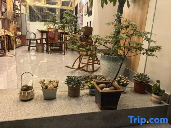Hangzhou West Lake Qingfeng Residence · Homestay (Lei Feng Tower Taibaiwan Store)
