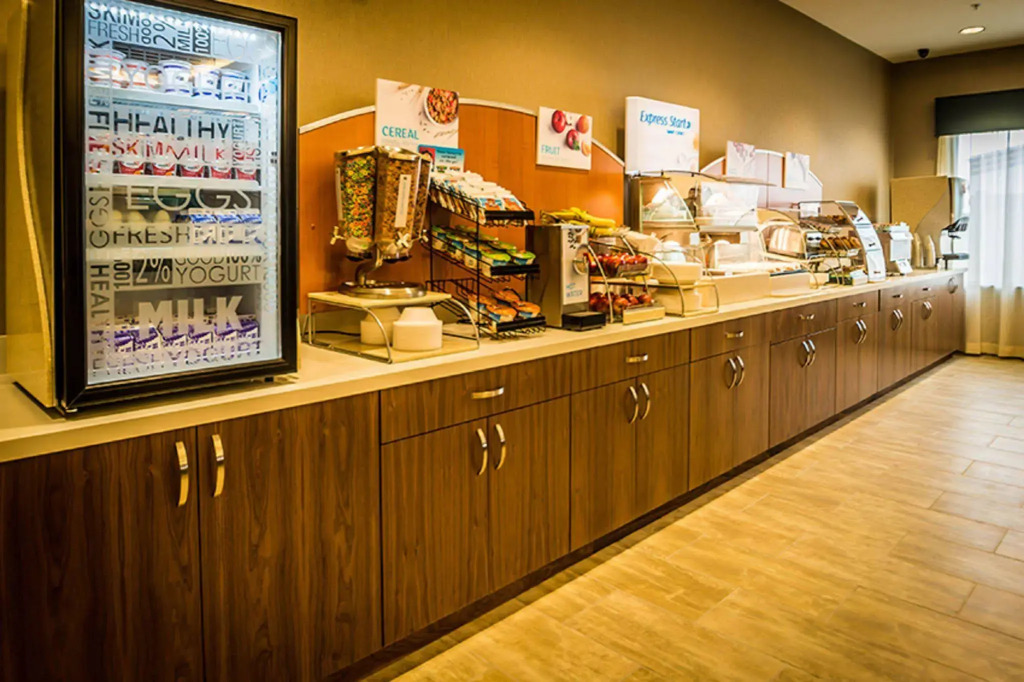 Holiday Inn Express & Suites Salt Lake City South-Murray by IHG