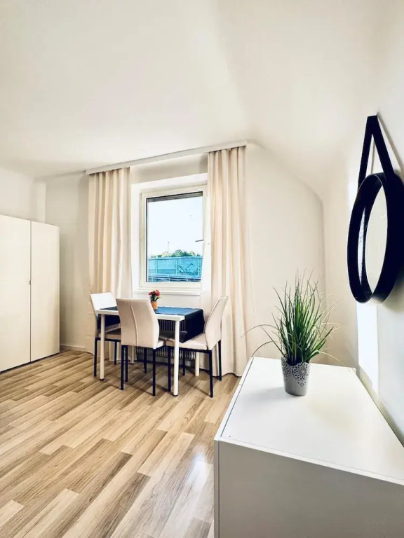 Cozy Garden Villa near Danube For 16P