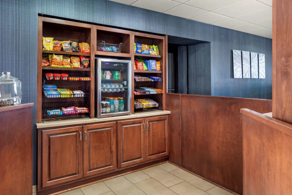 Best Western Plus Madison-Huntsville Hotel